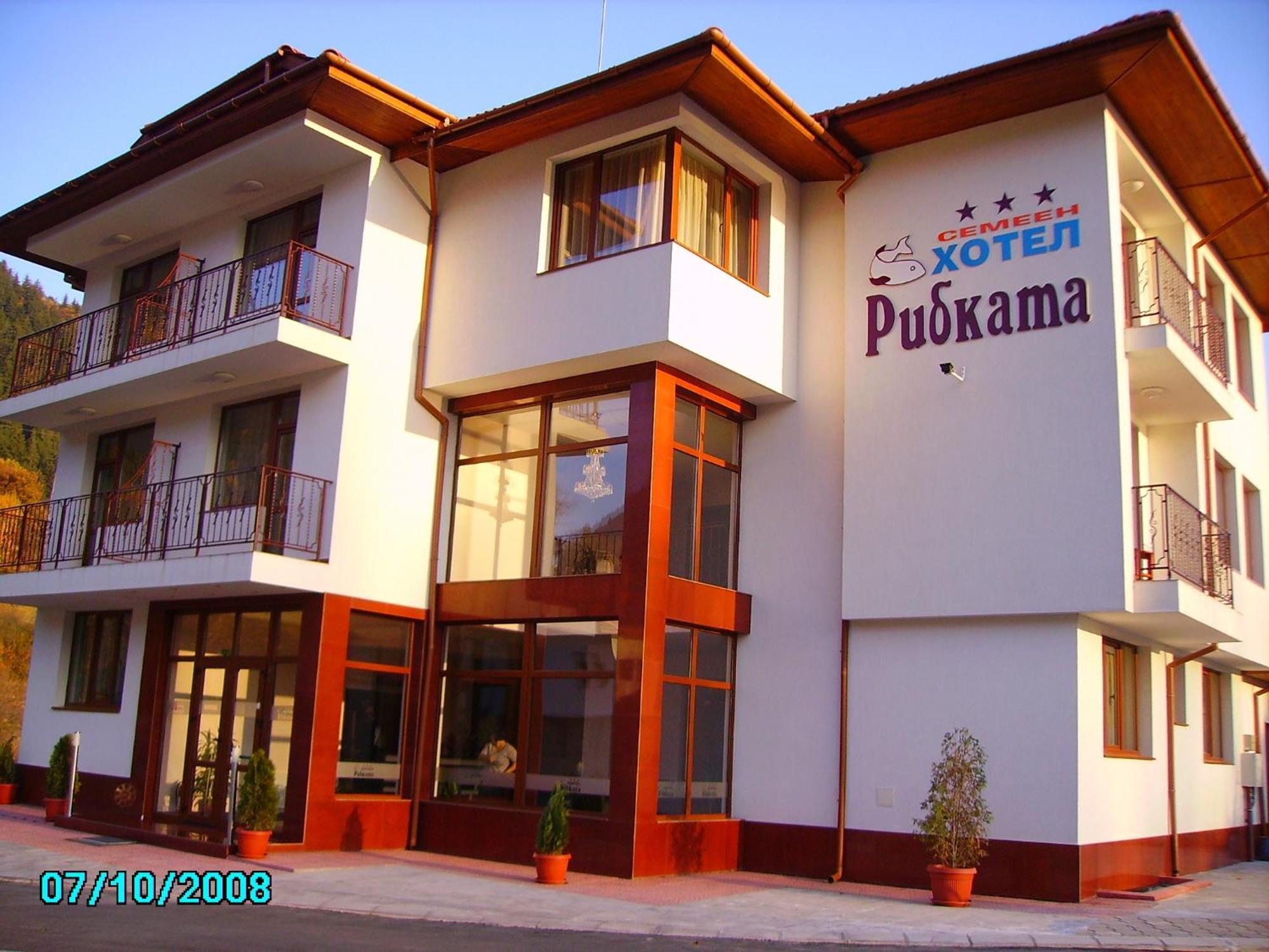 Ribkata Family Hotel Smolyan Exterior foto